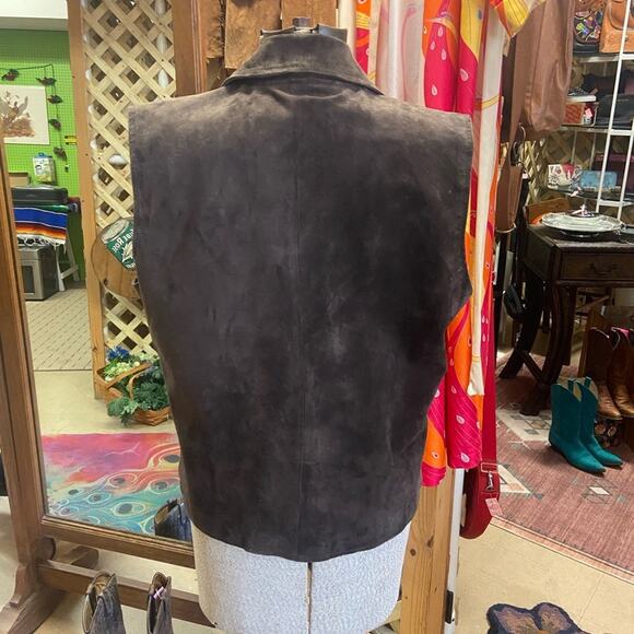 Men's Brown Leather Vest (D) - Picture 2 of 5